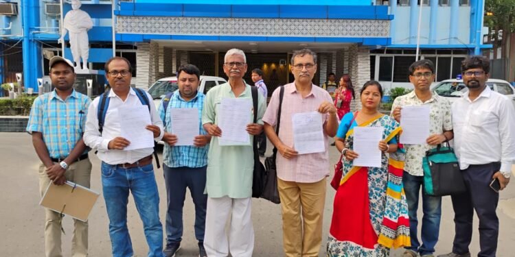 AISEC Bengal meet Education Secretary